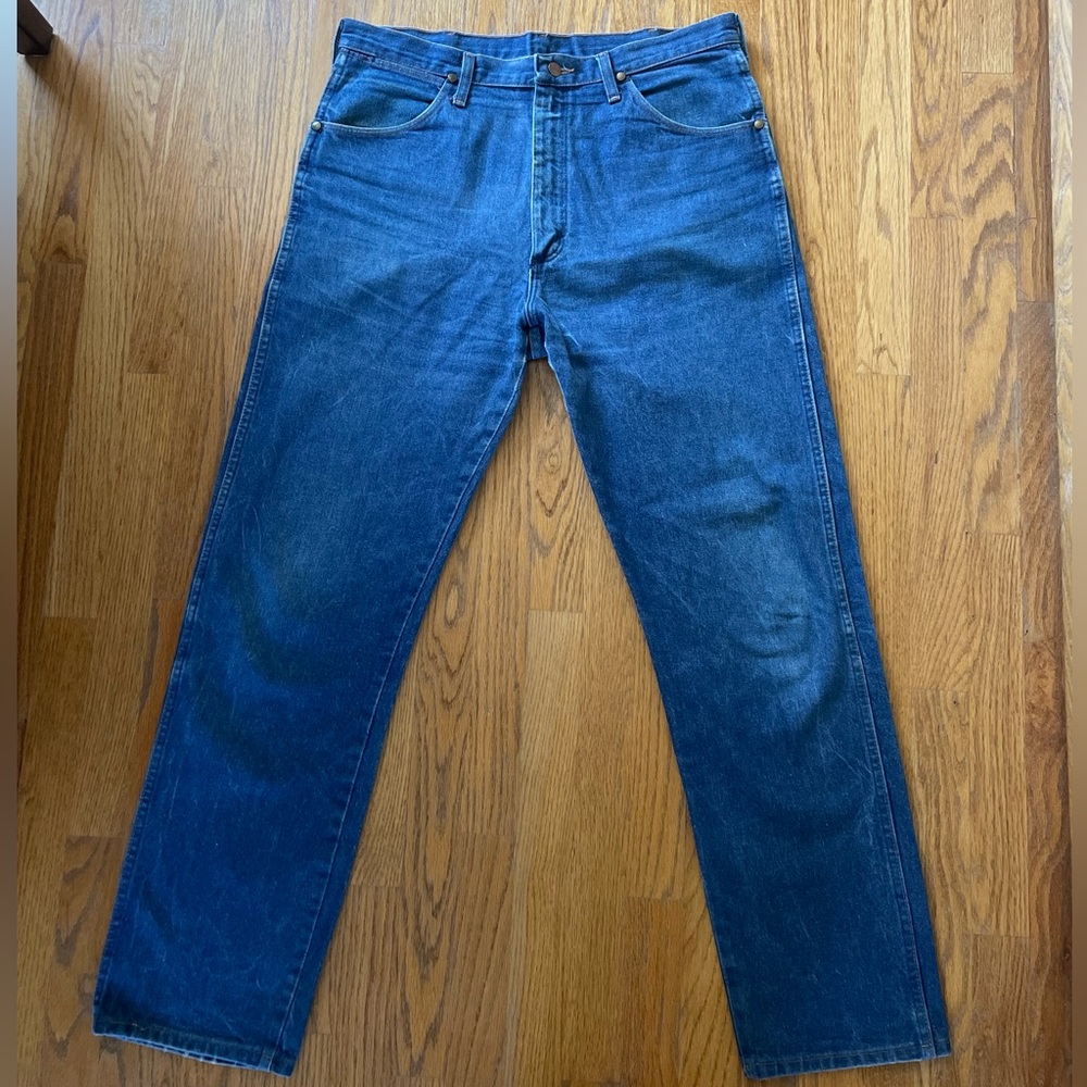 Vintage 90s Wrangler Jeans 36x34 – Made in USA – Cowboy Cut Denim